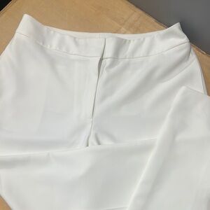 CHICO'S Elegant Winter White Trousers